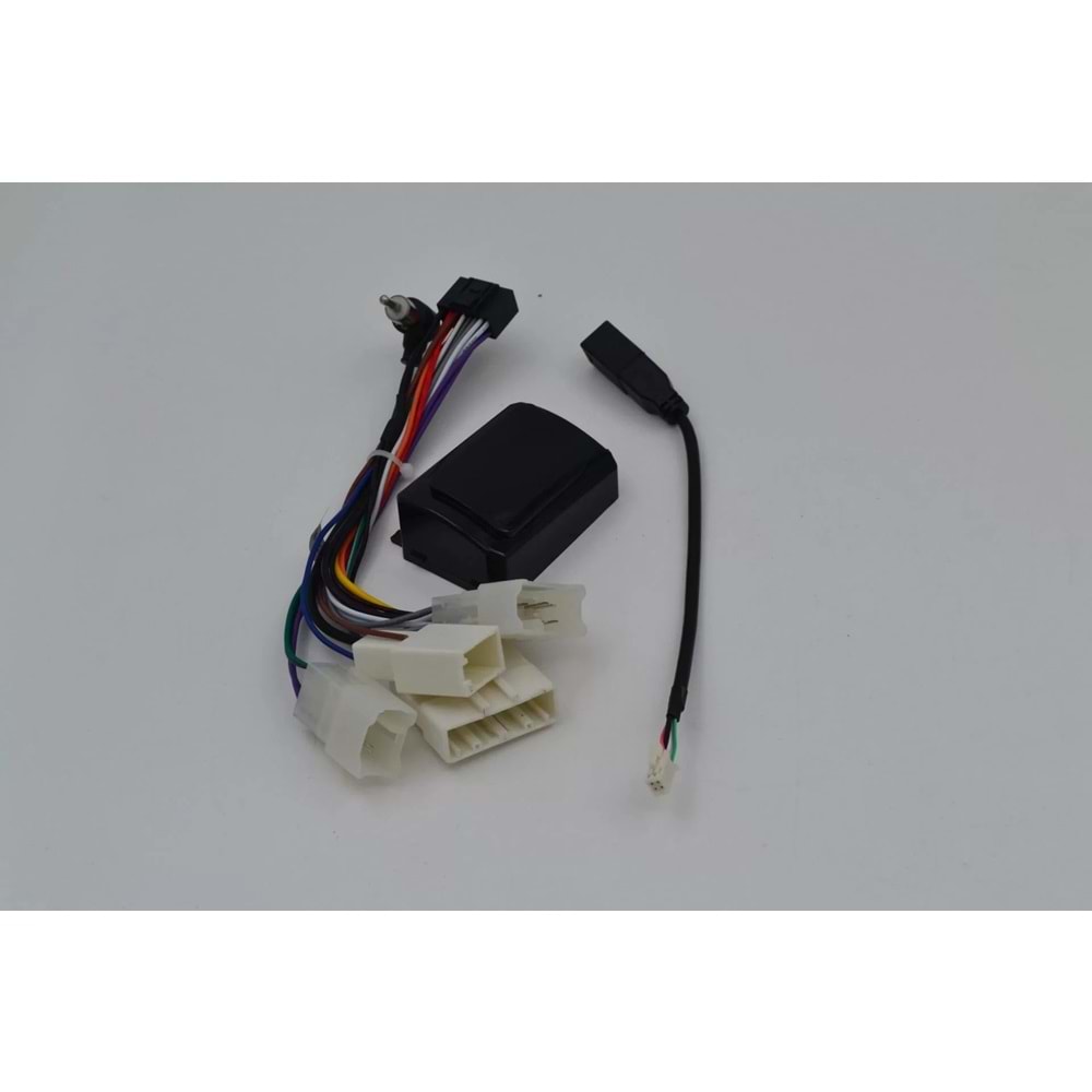 Toyota Hilux 2015-2020 10 İnç Multimedya Çerçevesi